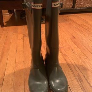Hunter rain boots